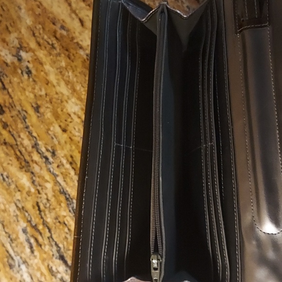 Saks Fifth Avenue Bronze Wristlet/Cluch Bag. - Picture 3 of 8